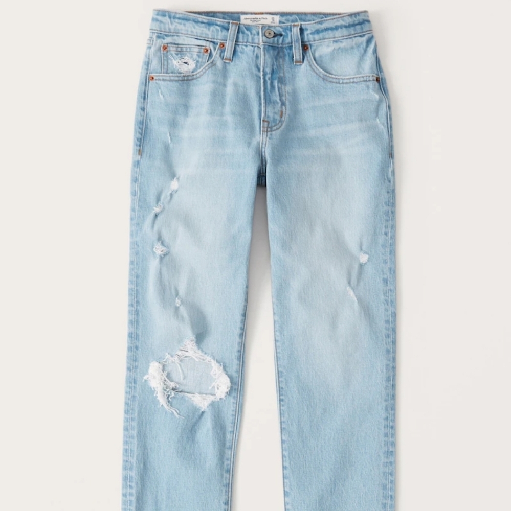 Abercrombie mid size boyfriend jean